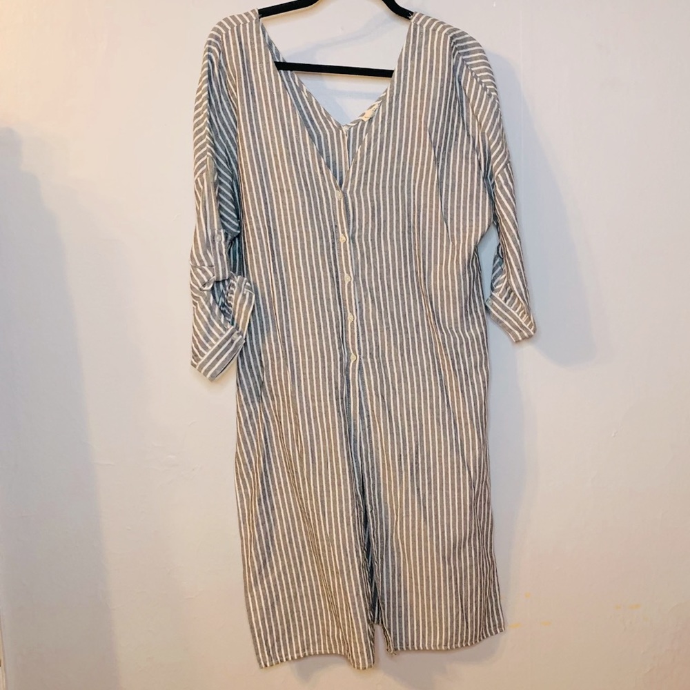 En Crème Striped Button Front Loose Tunic Top